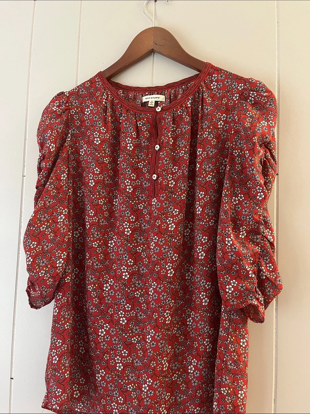 Madewell Red Floral Puff-Sleeve Button-Front Top